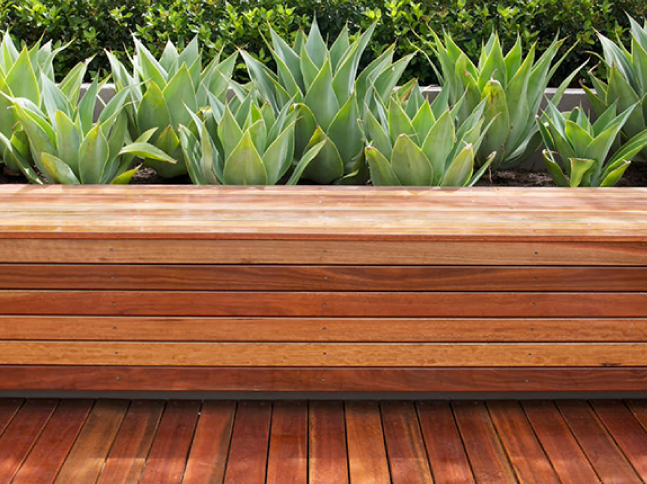 Cumaru Planters