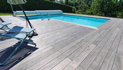 Accoya Color pool decking France 1